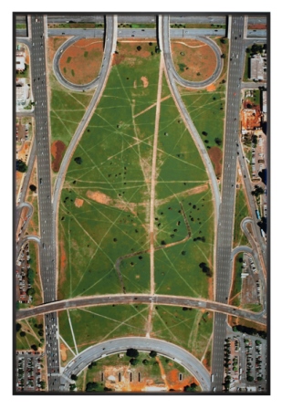 The Modernist Gaze and Interchangeable Labor: Clarissa Tossin at Samuel Freeman 04