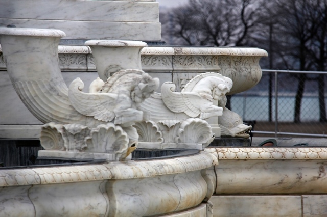 Cass Gilbert, James Scott Memorial Fountain